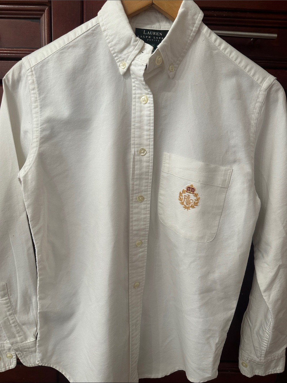 Lauren Ralph Lauren White Button-Down Shirt women sizewith Gold Crest Embroidery